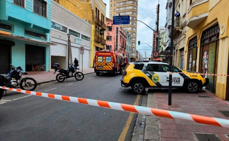 Tiroteio no Centro de Curitiba Deixa Três Feridos em Meio ao Pânico