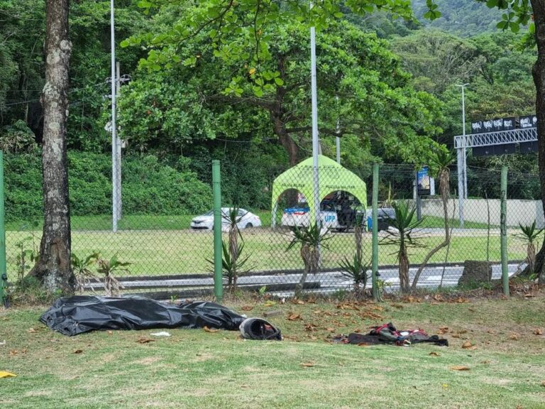 Tragédia em Pedra Bonita: Instrutor de Paraquedismo Morre ao Saltar com Speed Fly