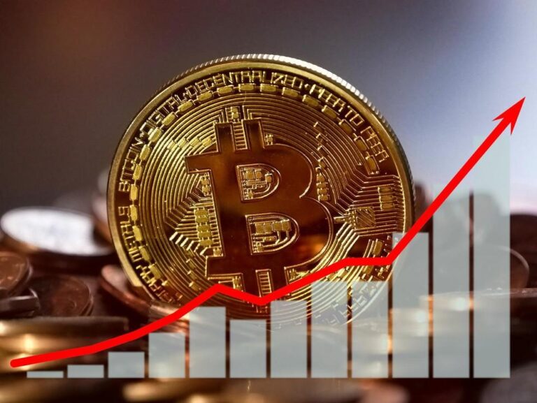 Bitcoin Bate Quase Recorde Histórico em Outubro: Alta de 14% Acende Expectativas