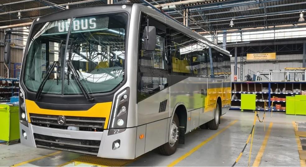 Microônibus da empresa UPBus, que opera na Zona Leste de São Paulo.