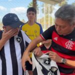 Torcedor do Botafogo recebe homenagem emocionante de flamenguistas antes da final da Libertadores