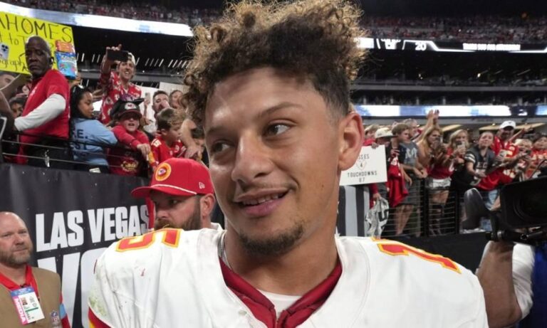 Patrick Mahomes e Chiefs se Preparam para Enfrentar os Buccaneers na Semana 9