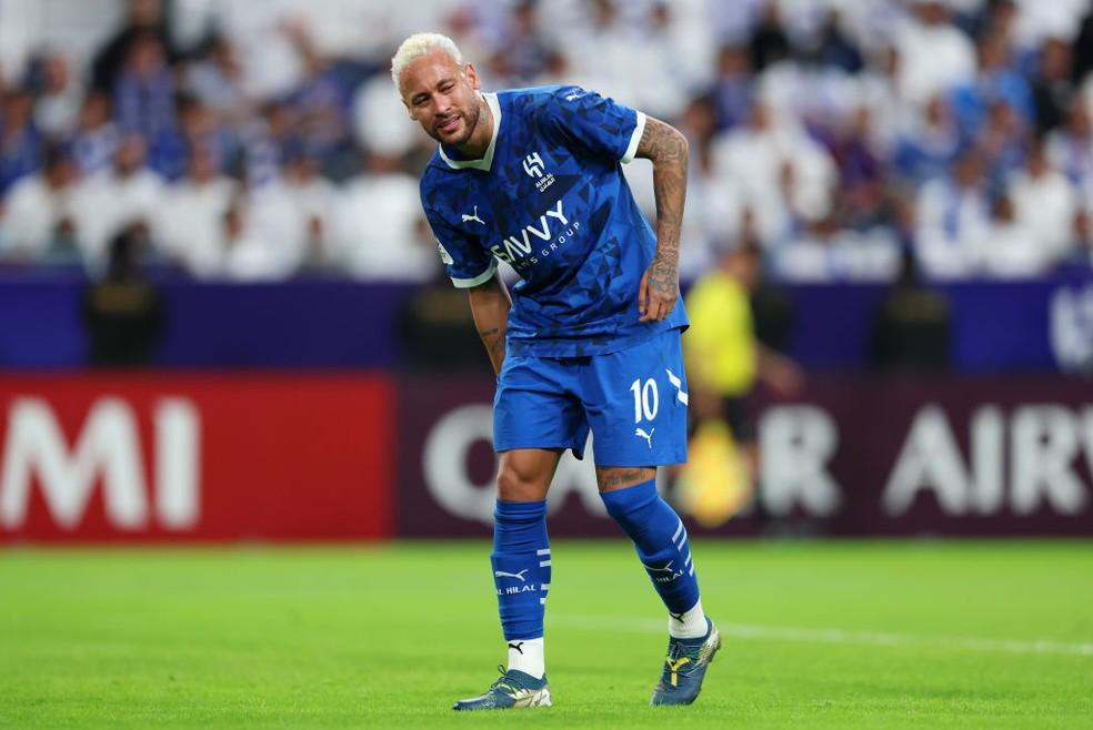 Neymar sai lesionado em Al-Hilal x Esteghlal