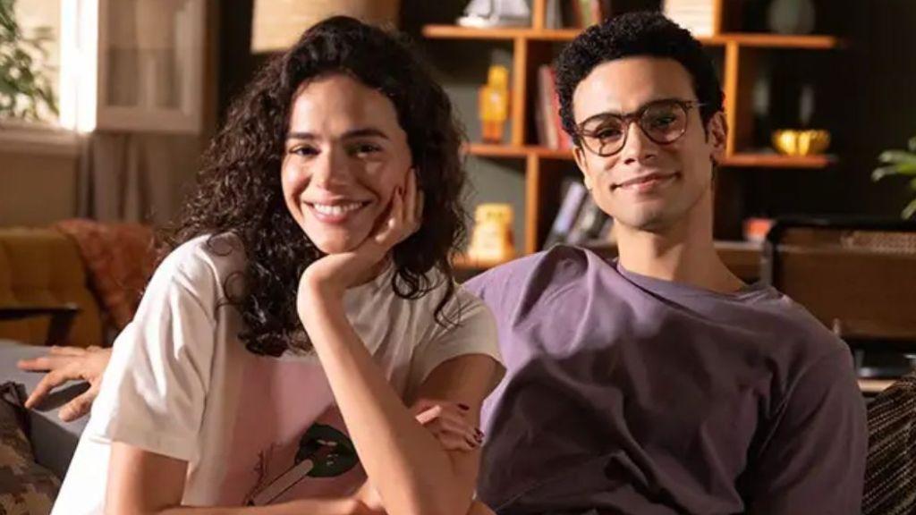 Bruna Marquezine e Sérgio Malheiros são os protagonistas da série 'Amor da Minha Vida'