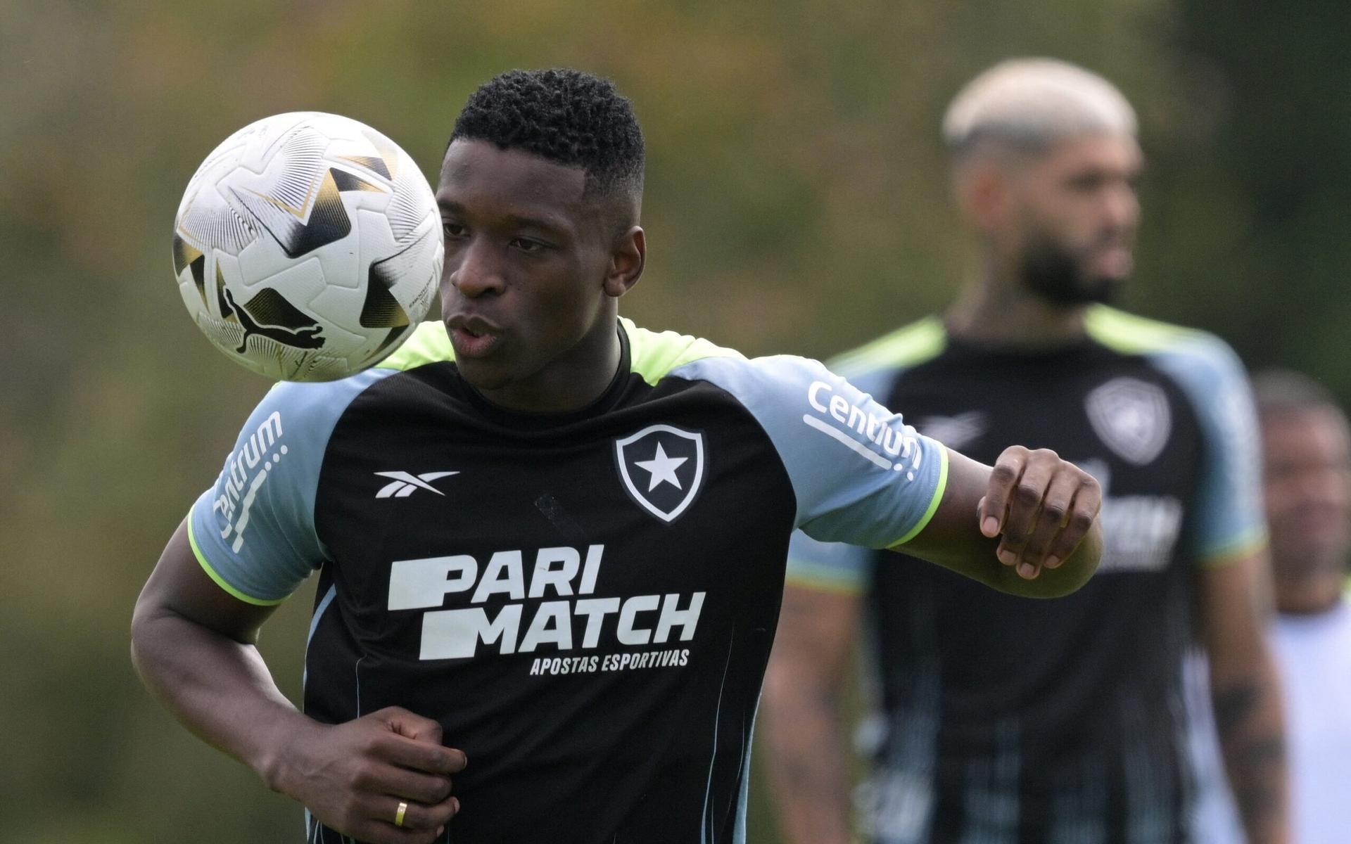 Jogadores do Botafogo se preparando para a final da Libertadores