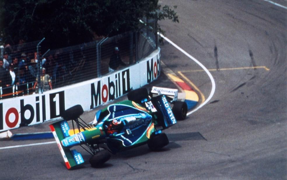 Schumacher causou acidente com Hill no GP da Austrália de 1994