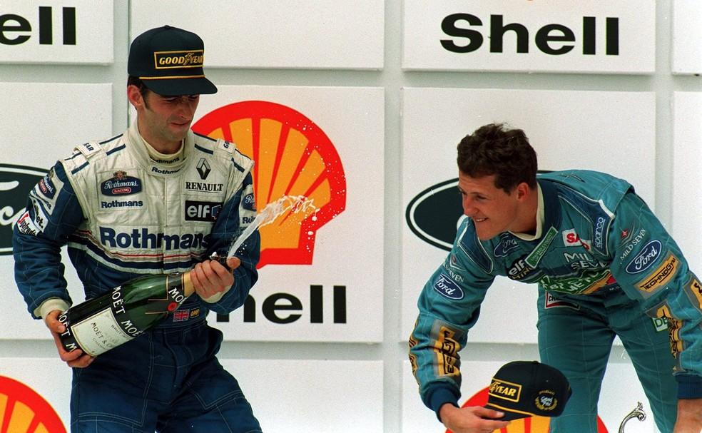 Hill e Schumacher no pódio de Interlagos em 1994