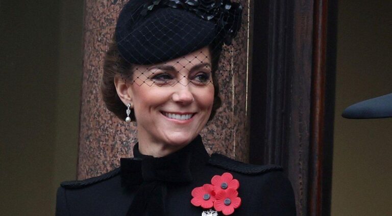 Princesa Kate retoma aparições públicas após tratamento de câncer