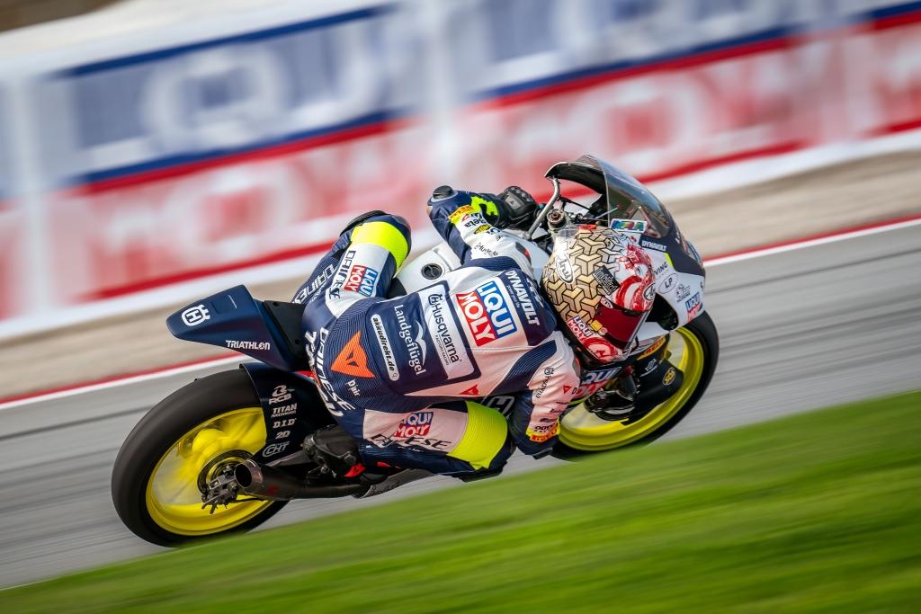 David Alonso celebrando sua vitória no GP Solidário de Barcelona