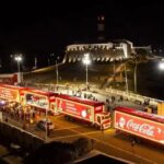 Caravana de Natal Coca-Cola fará rutas na Bahia com show de drones