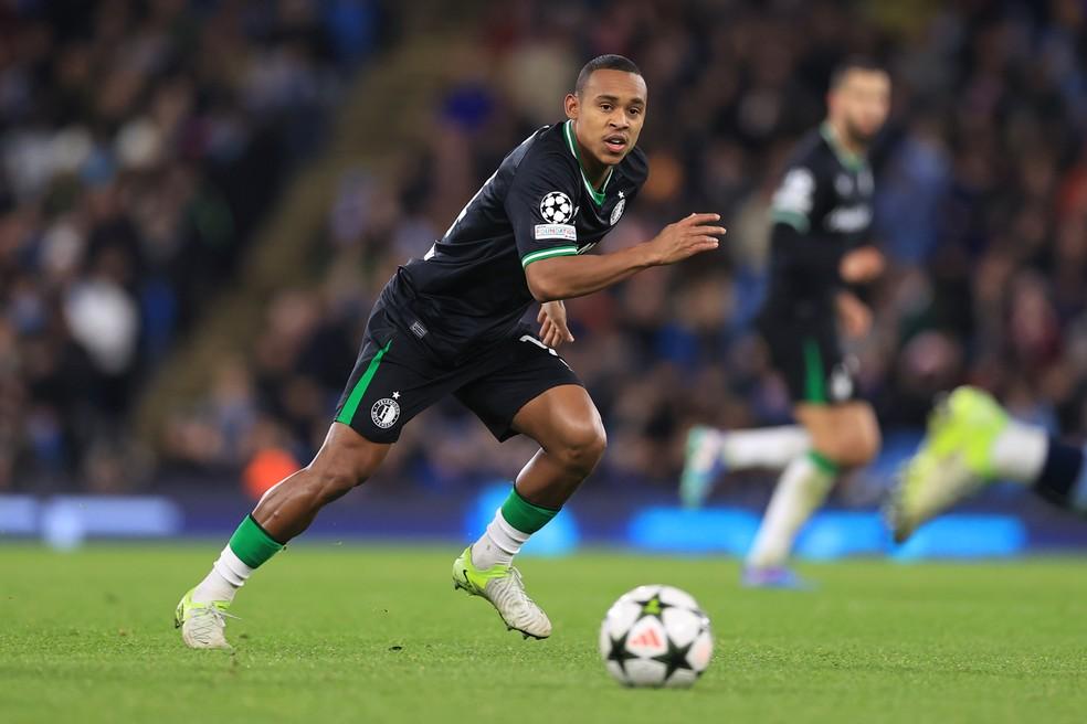 Igor Paixão durante a partida entre Feyenoord e Manchester City