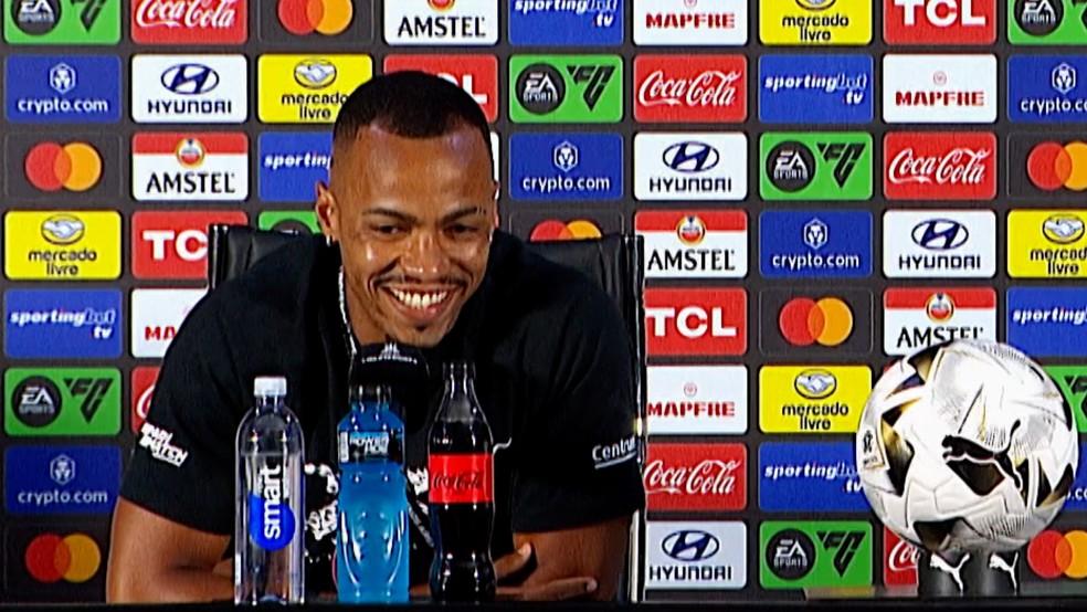 Marlon Freitas em entrevista coletiva