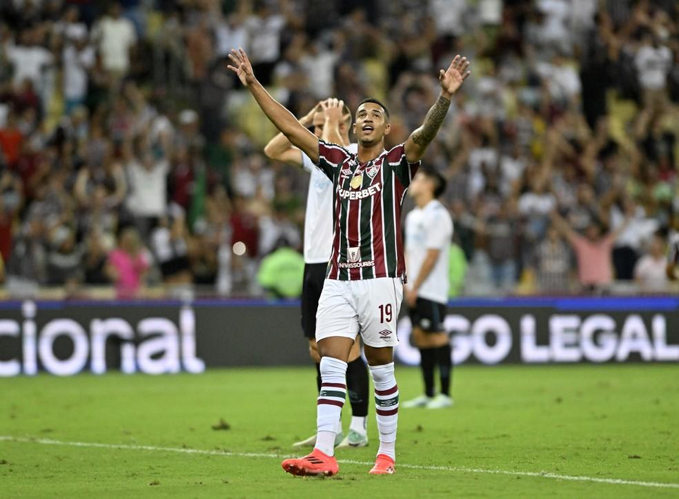 Kauã Elias comemora gol contra o Grêmio, seu último gol pelo Fluminense