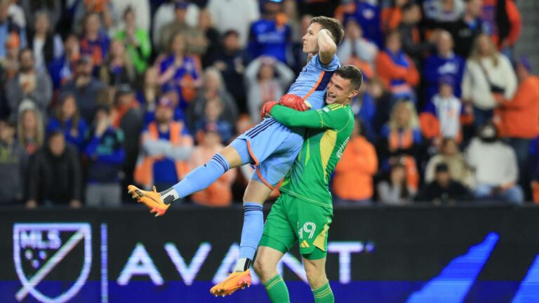 NYCFC Vira o Jogo e Avança para as Finais da Conferência Leste