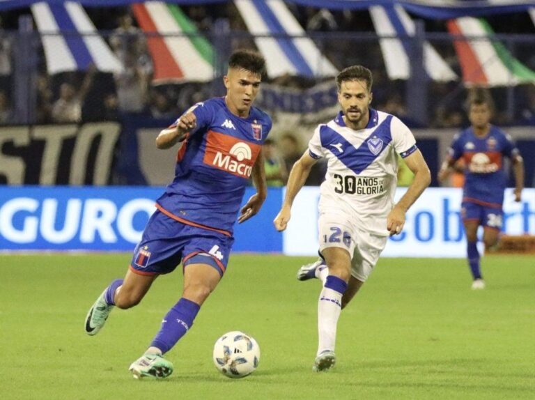 Vélez Sarsfield en busca da vitória para liderar a Liga Profesional