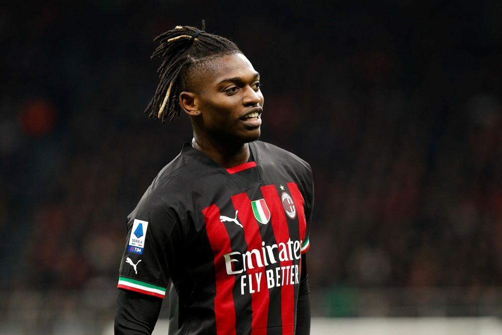 Rafa Leão do Milan em ação