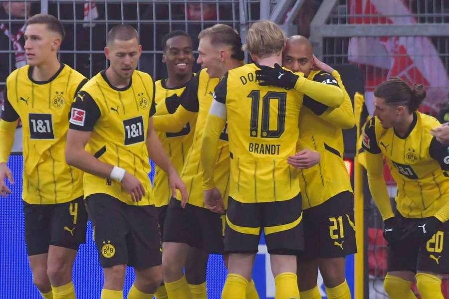 Dortmund vai buscar vencer o Freiburg