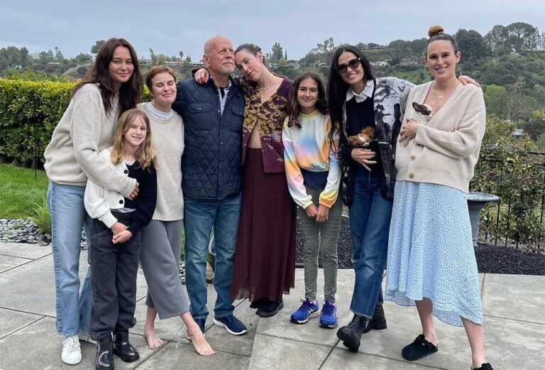 Bruce Willis Apara a Felicidade em Registro Especial com a Filha