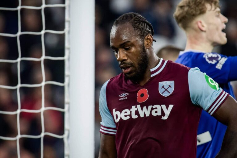 Desfalque da Jamaica: Michail Antonio fora da partida da Liga das Nações por perder passaporte