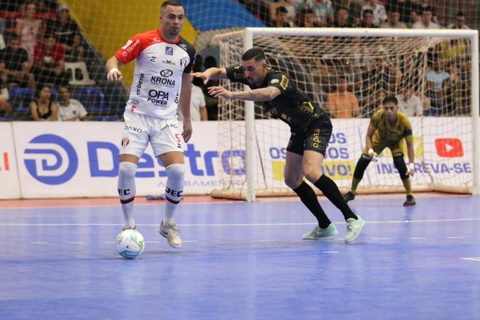 Joinville x Umuarama terminou empatado na ida das quartas de final da LNF