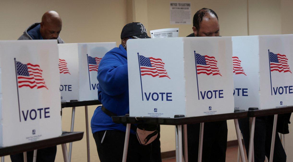 Distritos lidaram com dificuldades em laptops e na impressora.