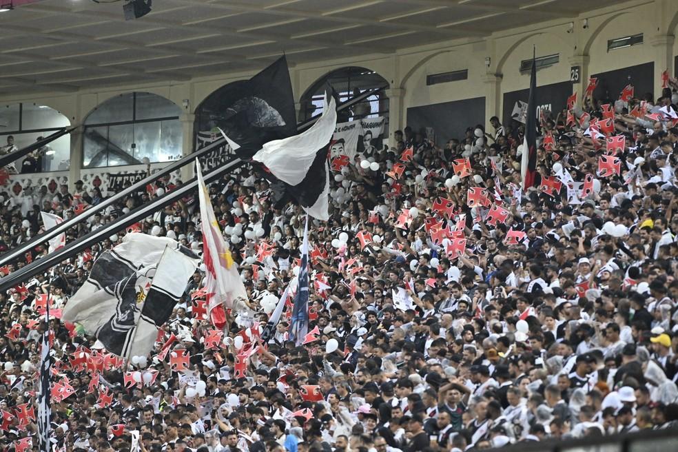 Torcida do Vasco em São Januário