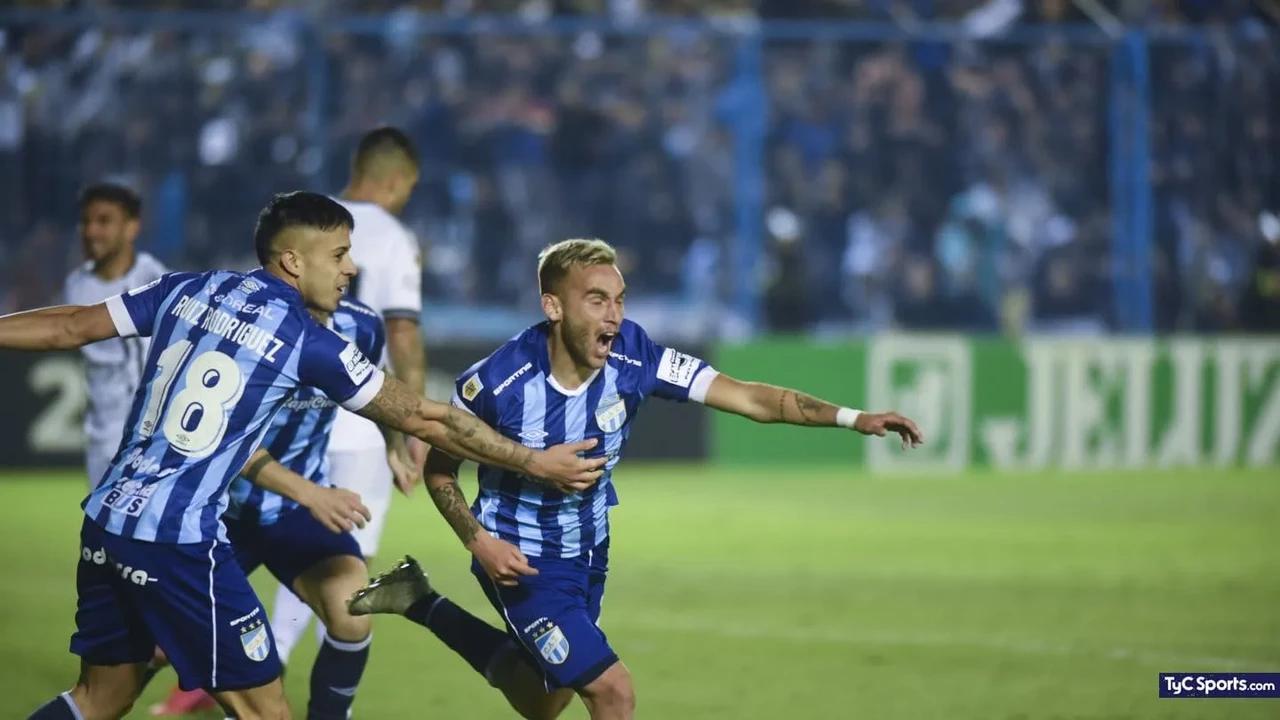 Atlético Tucumán sobe ao campo para fecho de campeonato