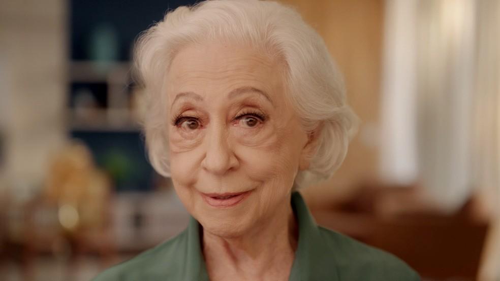 Assistente de voz criado por IA perguntando para as atrizes e a ginasta