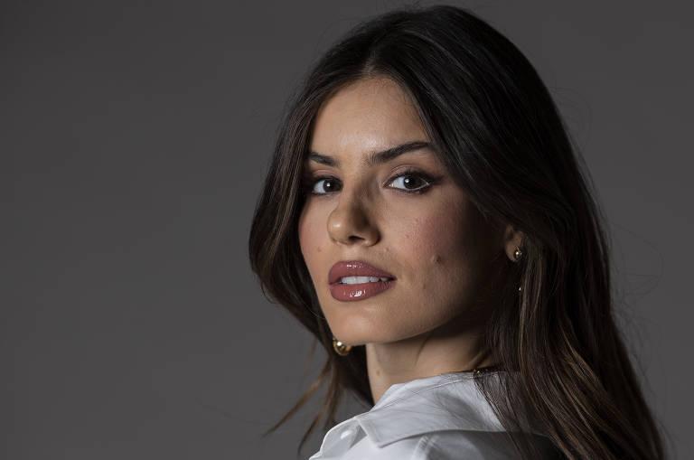 Camila Queiroz não faz parte da nova temporada de 'Êta Mundo Bom!'