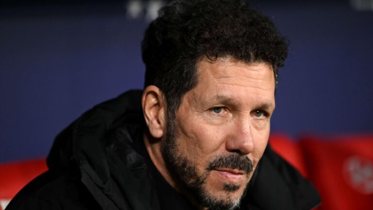 Diego Simeone elogia estrela do Barcelona antes de confronto decisivo na La Liga