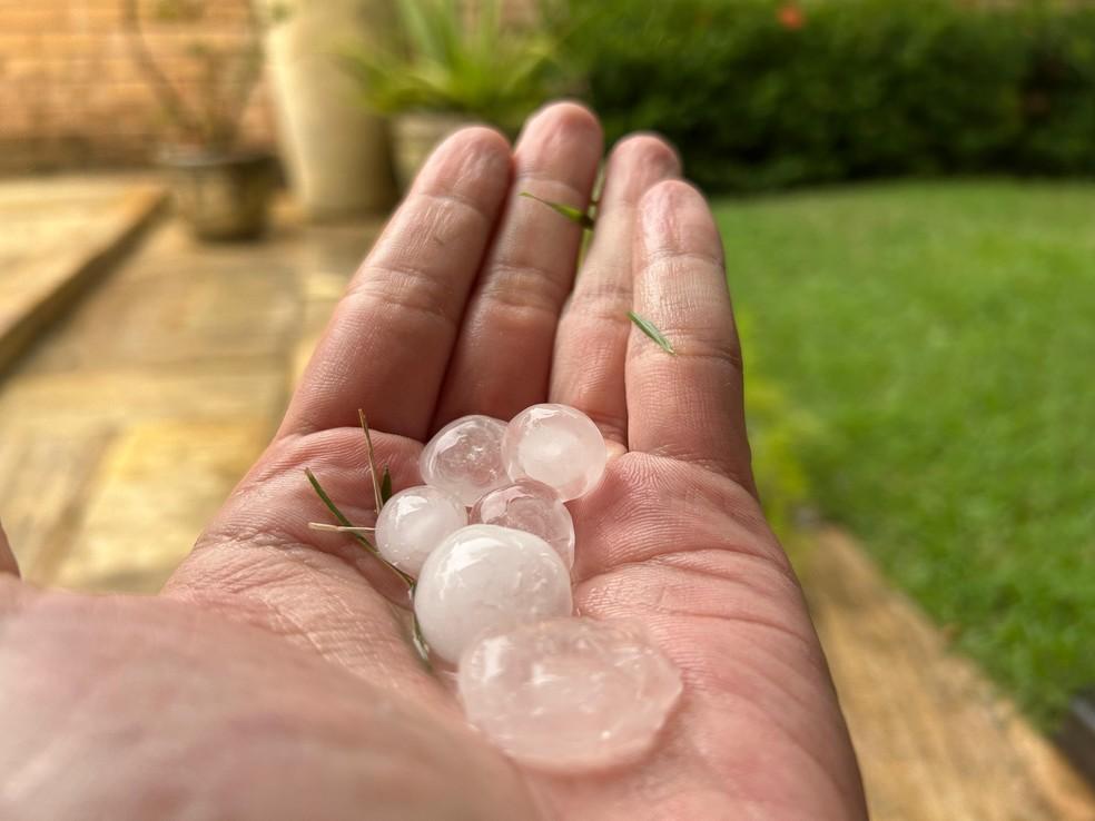 Rio tem registro de chuva de granizo