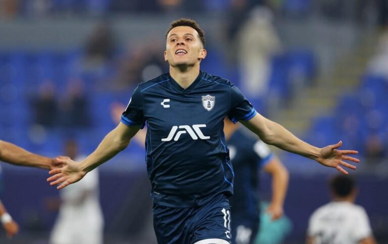 Idrissi brilha e Pachuca vence Botafogo no Intercontinental