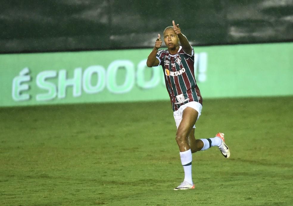 Isaac comemora gol em Fluminense x Nova Iguaçu