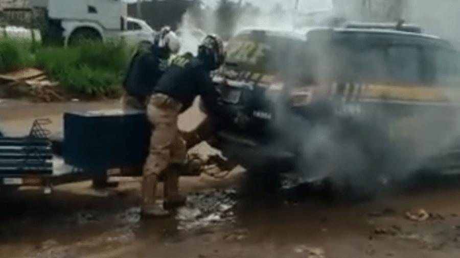 Genivaldo é morto por policiais rodoviários federais que transformaram viatura em câmara de gás.