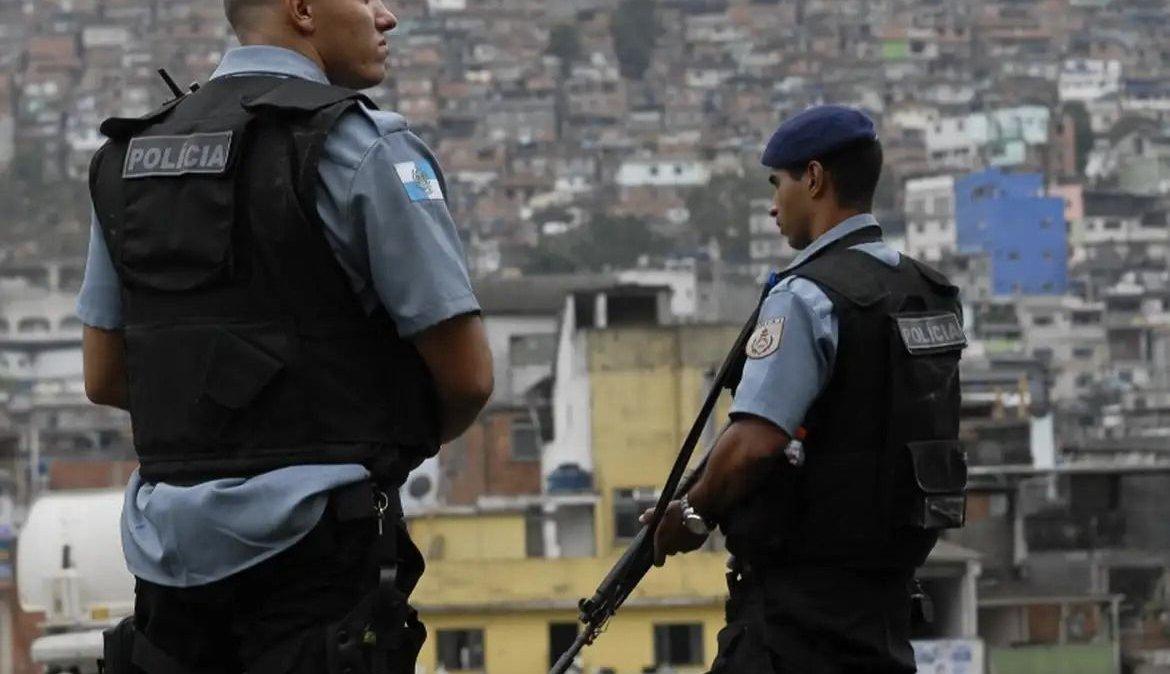 Agentes da polícia. Imagem ilustrativa.