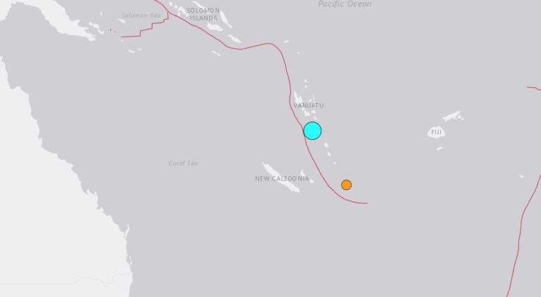 Terremoto em Vanuatu de Magnitude 7,4 Causa Danos e Alerta de Tsunami