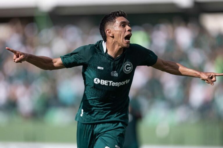 Fluminense avança em negociações para contratar Paulo Baya, destaque da Série B