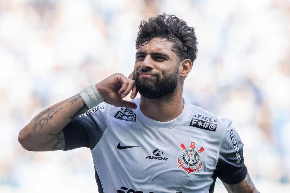 Yuri Alberto celebra gol do Corinthians contra o Grêmio