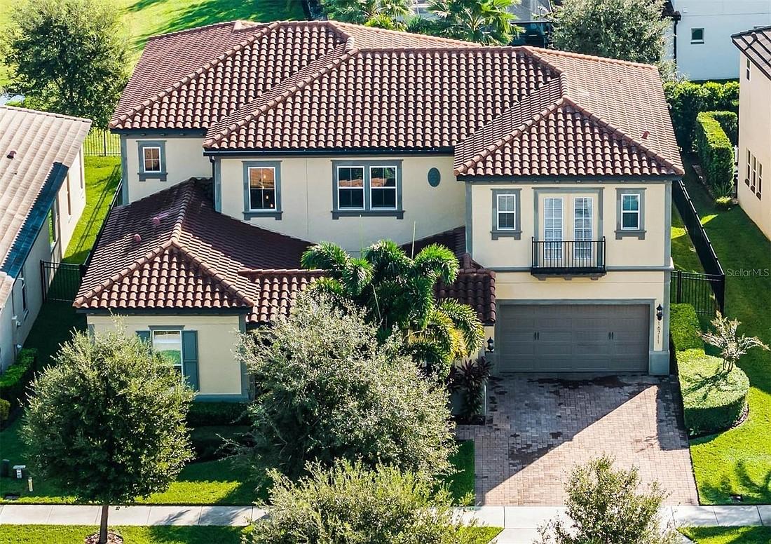 Casa em Waterside at Johns Lake que foi vendida por $1,210,000