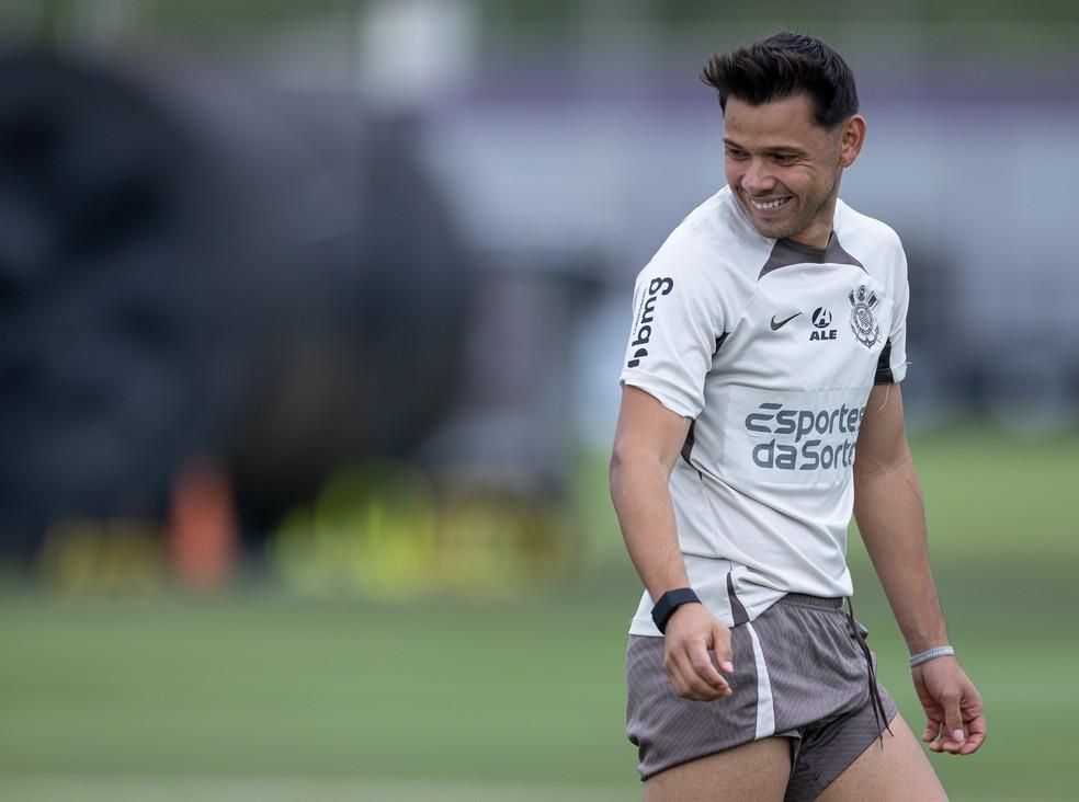 Romero, atacante do Corinthians, em treino