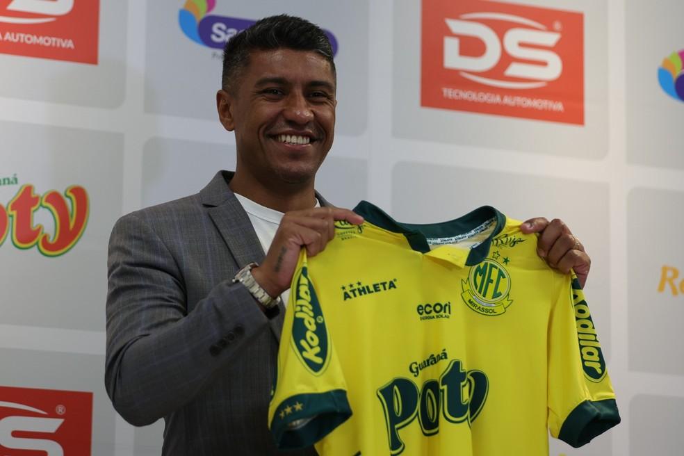 Paulinho é apresentado como novo coordenador técnico do Mirassol