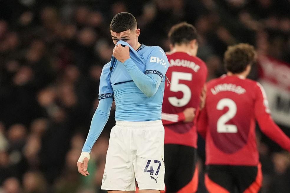 Melhor jogador da Premier League 2023/24, Phil Foden é um dos atletas que vivem má fase técnica no Manchester City