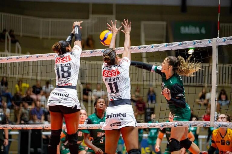 Sesi-Bauru Retoma o G-4 da Superliga Feminina Após Vitória em Casa