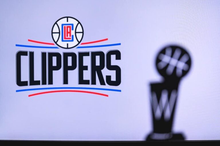 Dallas Mavericks e Los Angeles Clippers se enfrentam em mais um emocionante duelo da NBA