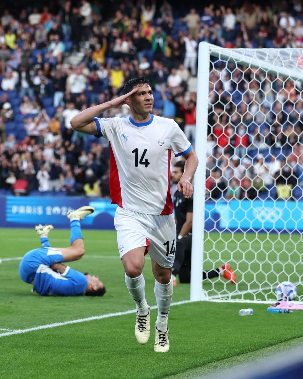 Balbuena, em ação pela seleção do Paraguai