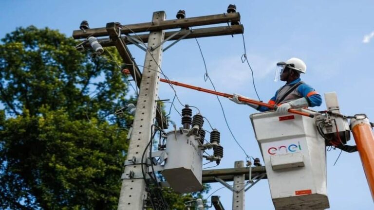 Tempestade em São Paulo: Mais de 666 mil imóveis sem energia elétrica