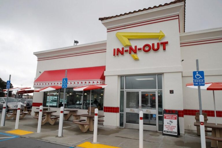 In-N-Out encerra atividades em Oakland devido a crescentes preocupações com a criminalidade
