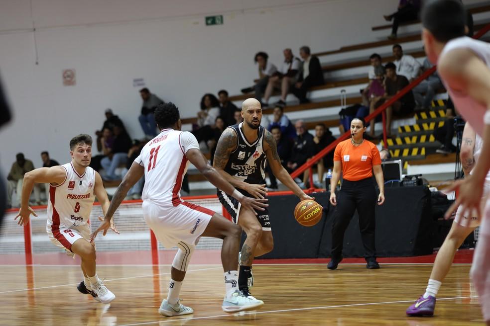 Voltando de lesão, Marquinhos foi um dos destaques do Vasco diante do Paulistano — Foto: Wilian Oliveira/Foto Atleta