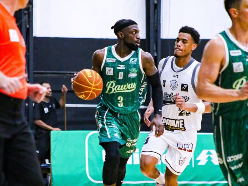 Dontrell Brite, jogador de Bauru no NBB