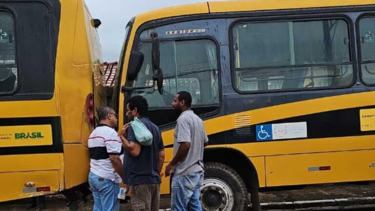 Criança morre tragicamente prensada entre ônibus escolares em Santa Maria de Itabira